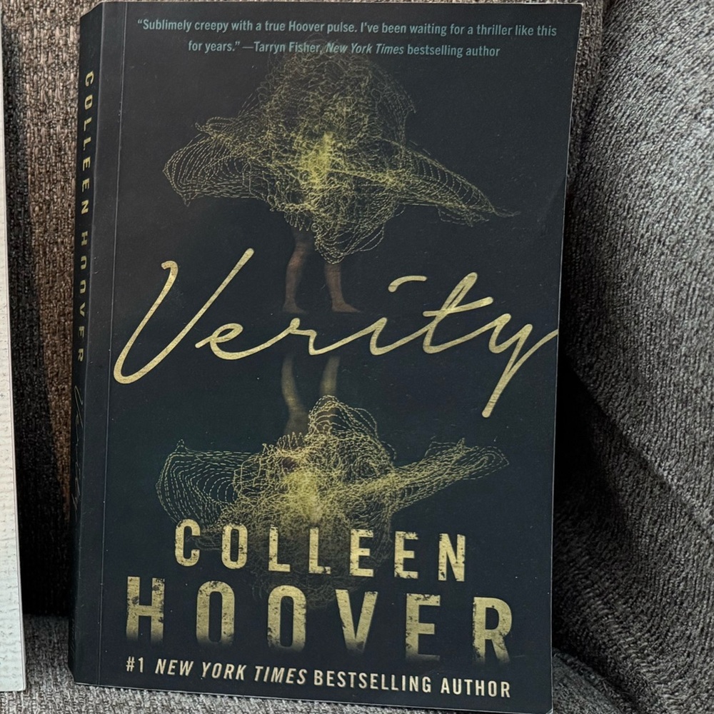 Colleen Hover - Verity